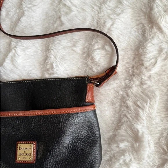 Dooney & Bourke Black and Brown Crossbody Bag - Picture 3 of 10